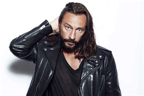 Bob Sinclar Es Captado Desnudo En La Playa Zona Gay