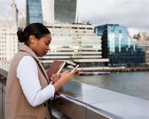 Are plane tickets refundable? All you need to know - KAYAK