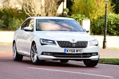 New Skoda Superb 1 5 TSI 2019 Review Auto Express