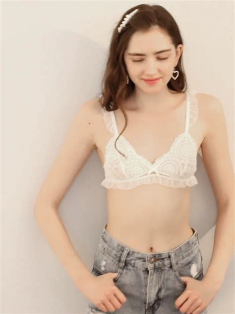 Oem Factory Hot Sale Women Sexy Bra And Brief Lingerie Set Transparent Cotton Embroidery Lace