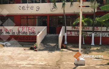 Vandalizan Maestros De La CETEG Oficinas Del SNTE En Acapulco