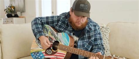 Luke Combs Releases A Preview Of His New Song ‘growin Up And Gettin