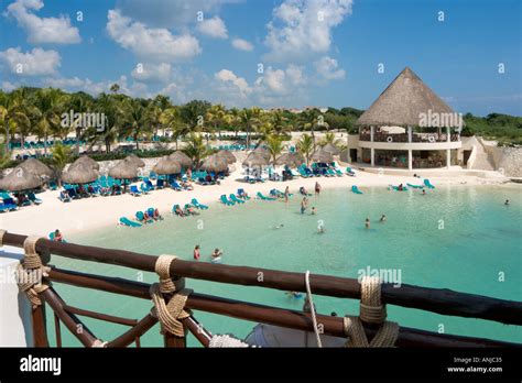 Occidental Grand Xcaret Beach