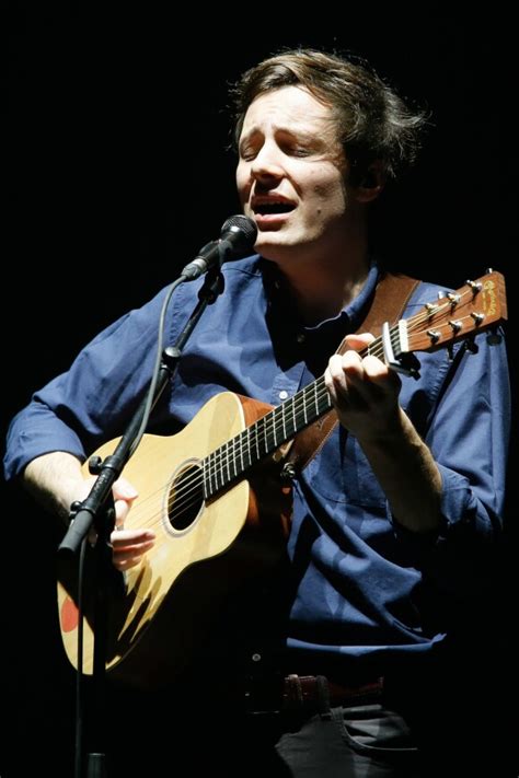 Photo Vianney à la Première partie du concert de Julien Clerc au