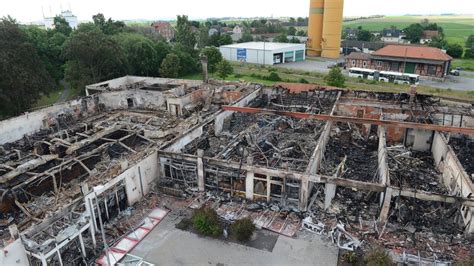 Millionenschaden Nach Brand Im Einkaufszentrum