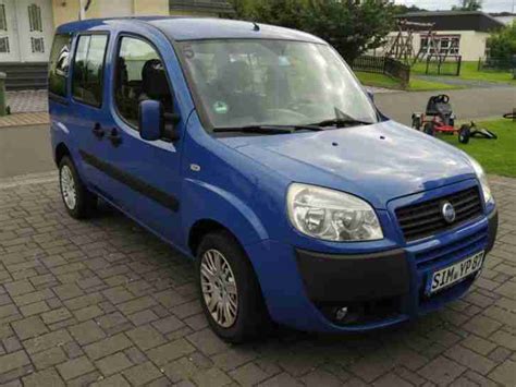 Fiat Doblo Benzin Mit Schiebt Ren Hei Er Verkauf Der Marke Fiat