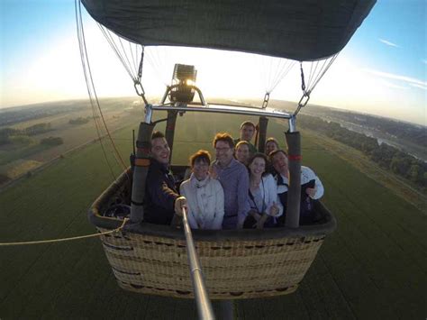 Hot Air Balloon Rides Stylish Sight Seeing Scarlett Entertainment
