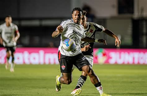 Técnico Léo Condé Lamentou Cinco Minutos De Desatenção Em Derrota Do