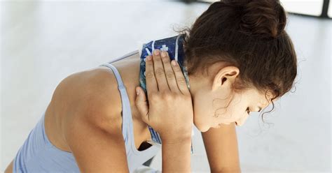 Why Soaking Your Feet In Hot Water May Relieve A Headache PS Fitness