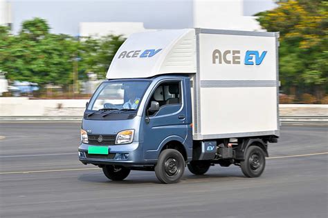 2022 Tata Ace Ev Chota Hathi Goes Electric Autobics