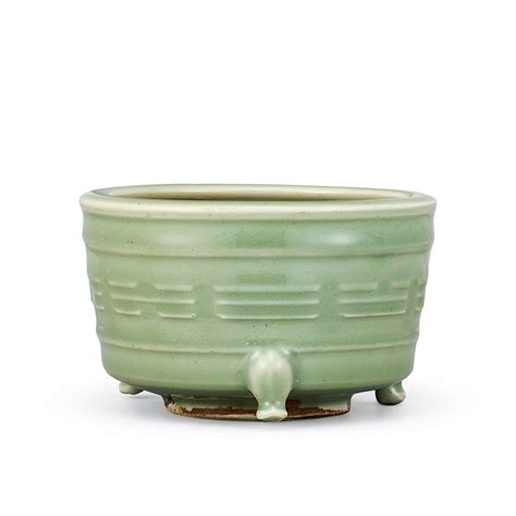 A Longquan celadon trigram tripod incense burner Song dynasty 宋