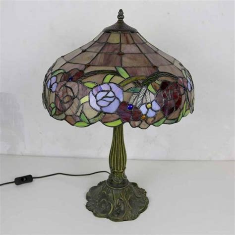 Canada Custom Made Stained Glass Table Lamp Tiffany Style Desk Light With 16 Inch Wide Lamphade