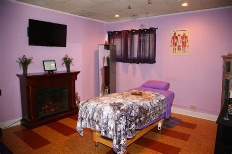 Just The Right Touch Massage And Spa Updated January 2025 16 Reviews 731 Broad St Durham