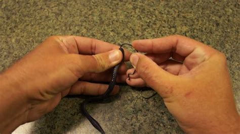 How To Rig Plastic Lures Youtube