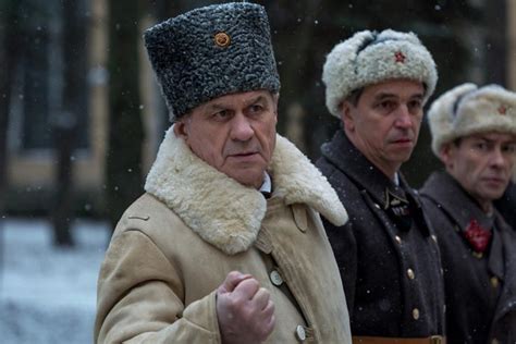 Сериал «Крепкая броня» (2020) - сюжет, актеры и роли, кадры из сериала