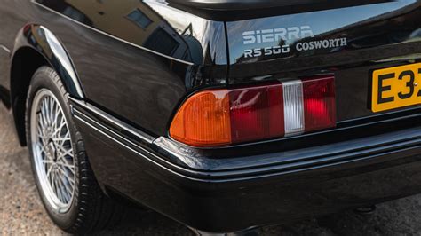 Por Qué Vendieron Este Ford Sierra A Precio Récord Parabrisas