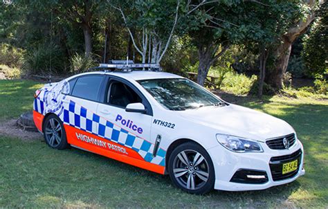 NSW Police Adopts BMW and Chrysler for High-Speed Pursuits