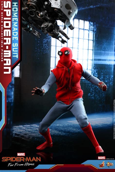 Hot Toys relança Homem Aranha uniforme caseiro que vem drone do filme Longe de Casa