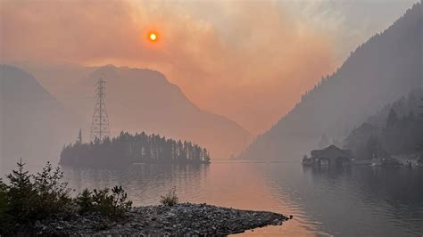 Wildfire smoke lingers in western Washington, air quality to improve ...