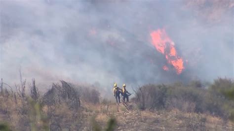 1800 Acre Cabin Fire Leaves 4 Structures Burned In Angeles National Forest Ktla