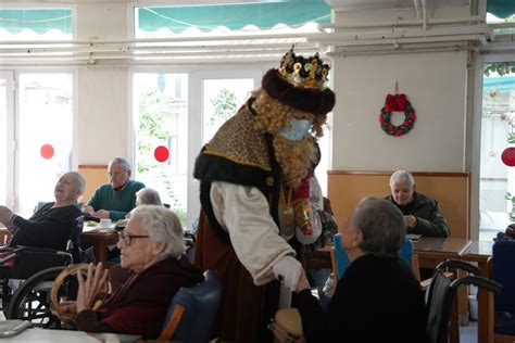 Sus Majestades Los Reyes Magos De Oriente Visitan Las Residencias