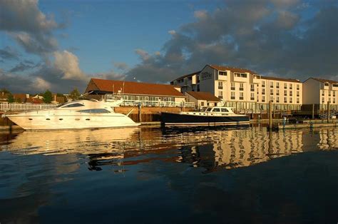 Newport Harbor Hotel And Marina 103 ̶2̶5̶2̶ Updated 2023 Prices And Reviews Ri