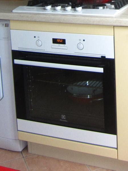 Электрический духовой шкаф Electrolux EOB 3410 - «Лучшая помощница на ...