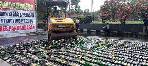 Botol Miras Ilegal Di Kabupaten Pangandaran Hasil Operasi Pekat