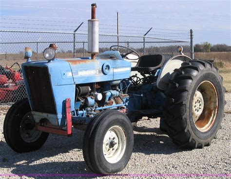 1974 Ford 3000 Tractor In Council Grove Ks Item B1695 Sold Purple Wave