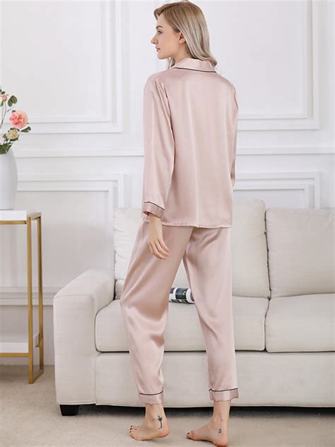 19 Momme Classic Silk Pajama Set For Women FS047 159 00 Freedomsilk