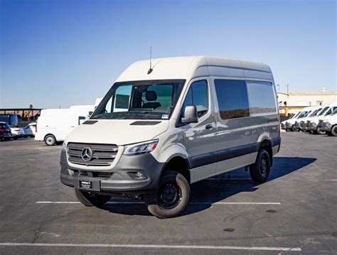 New 2024 Mercedes Benz Sprinter Crew Van 2500 High Roof I4 Diesel Ho