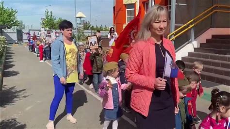 Течёт река бессмертного полка по улицам, проспектам, по стране... - YouTube