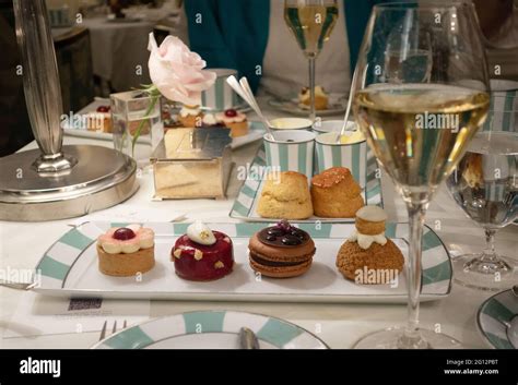 Afternoon Tea Claridges London A Fine Table Serving Of Afternoon Tea