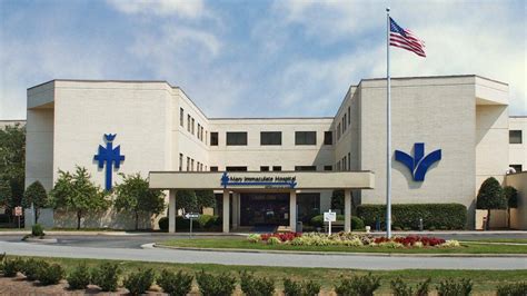 Bon Secours Mary Immaculate Hospital - The Gypsy Nurse