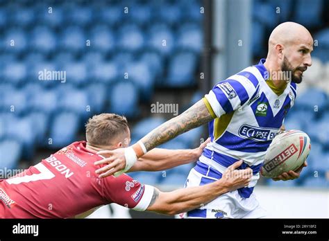 Halifax England 24th September 2023 Ben Crooks Of Halifax Panthers Breaks Away To Score Try