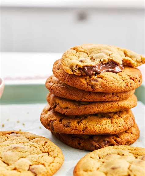 Melting Middle Chocolate Chunk Cookies Recipe Dr Oetker