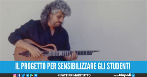 Pino Daniele I Suoi Testi Saranno Studiati Nelle Scuole In Campania