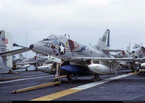 Aircraft Photo of 147681 / 7681 | Douglas A-4C (A4D-2N) Skyhawk | USA ...
