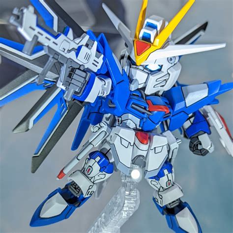 Sdガンダム Exスタンダード ライジングフリーダムガンダムの塗装完成見本を展示（gundam Next Future East の現地