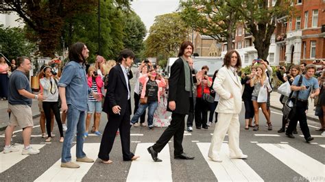 Beatles Zebrastreifen Abbey Road Neu Gestrichen