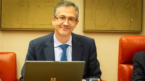 Pablo Hernández de Cos ficha por la escuela de negocios IESE EL BOLETIN