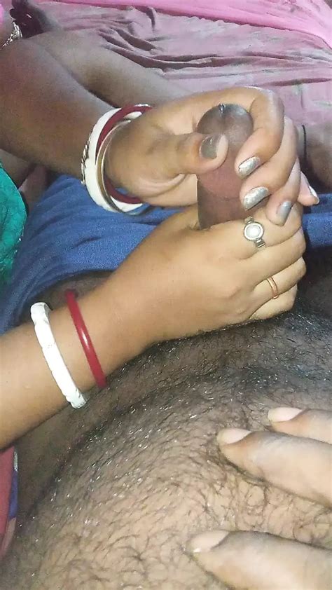 Desi Indian Bengali Bhabhi Blowjob And Handjob Hand Fetish Porn Feat