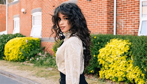 Camila Cabello Net Worth 2020 - Biography, Career and Earnings - DemotiX