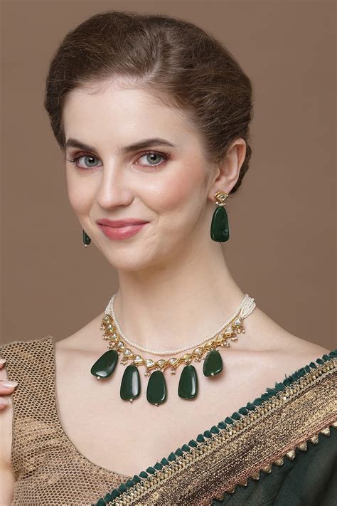 Buy Dugran By Dugristyle Kundan Embellished Layered Pendant Necklace