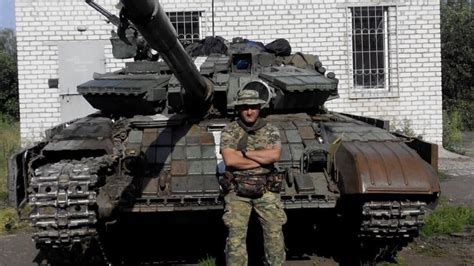Ему нужна победа в Донецке