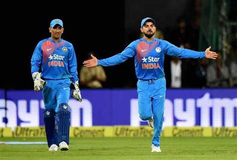 Virat Kohli And Mahendra Singh Dhoni Virat Kohli India Cricket Team