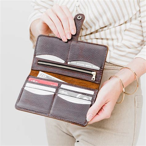 Women's Bi-Fold Wallet | Portland Leather Goods