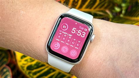 Apple Watch SE 2022 Review Almost Everything I Want In A 51 OFF