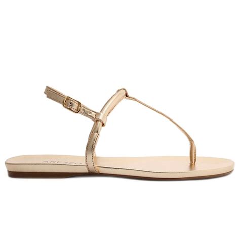 Sand Lia Rasteira Slim Bico Redondo Arezzo Dourada