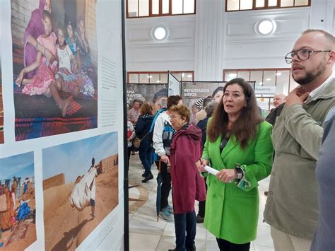 Diputación de Cádiz lleva a Barbate la muestra Los rostros del hambre